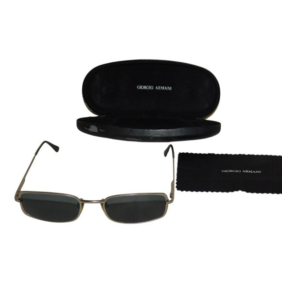 Giorgio Armani Made In Italy Sunglasses With Case & Cleaning Cloth - Picture 1 of 13